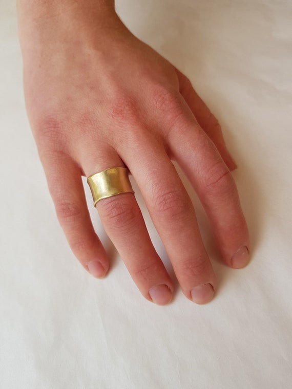 Etsy gold band sale ring