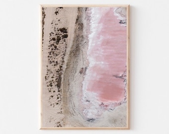 Roze strandprint, roze kustafdrukbare kunst, oceaankunstprint, roze luchtfoto strandprint, moderne minimalistische poster, pastelkleurenprint, zand