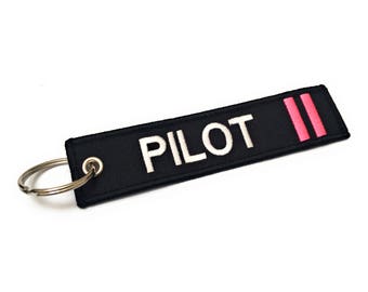 Piloot sleutelhanger | Bagagelabel | 2 Strepen Roze | Hoge kwaliteit | aviamart®