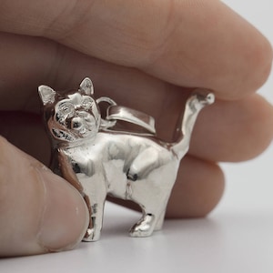British Shorthair Cat Mini Sculpture sterling silver pendant / miniature figure