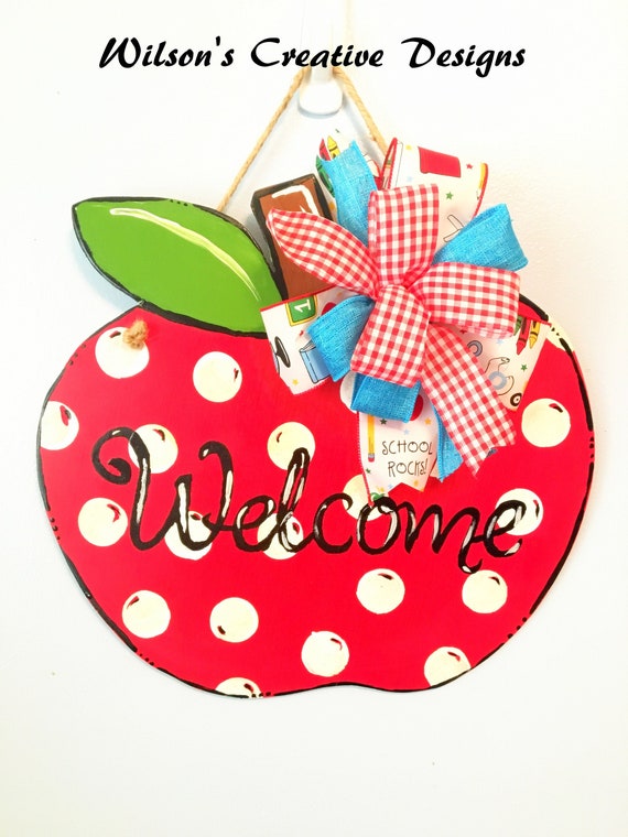 Apple Door Hanger Classroom Decoration Teacher S Door Etsy