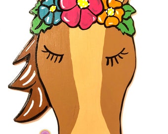 Horse with Flowers Attachment for Wreath, Horse attachment for welcome porch sign, Wreath attachment sign