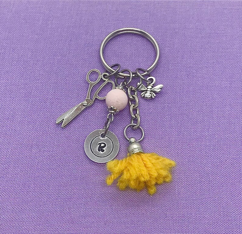 Personalised Initial Keychain Bee keychain Scissor Keychain Hairdresser keychain Hairdresser or seamstress gift Tassel keychain