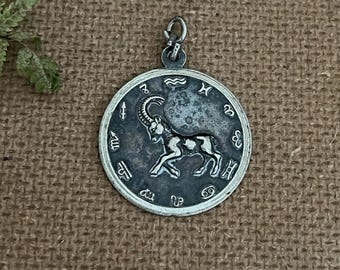 Statement Capricorn Zodiac Pendant – Vintage Astrology Jewelry