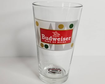Budweiser Pint beer glass 1961 Collectors Series 16 oz 