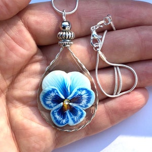 Pansy Pendant, Polymer Clay Pendant, Pansy Necklace, Unique Necklace, Unique pendant, Gift Ideas image 2