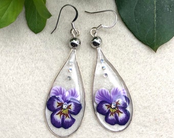 Pansy Earrings, Drop Earrings, Swing Earrings, Unique Earrings, Polymer Clay Earrings, Resin Earrings, Gift Ideas, Unusual Earrings