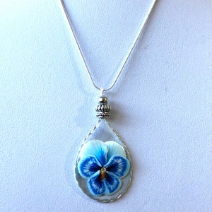 Pansy Pendant, Polymer Clay Pendant, Pansy Necklace, Unique Necklace, Unique pendant, Gift Ideas image 7