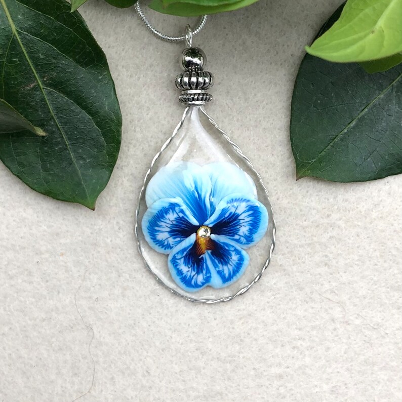 Pansy Pendant, Polymer Clay Pendant, Pansy Necklace, Unique Necklace, Unique pendant, Gift Ideas image 8