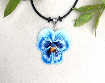 Pansy Pendant, Pansy Necklace, Polymer Clay Pansy, Flower Jewellery, Unique Gift, Unique Jewellery, Art Jewellery, Flower Necklace