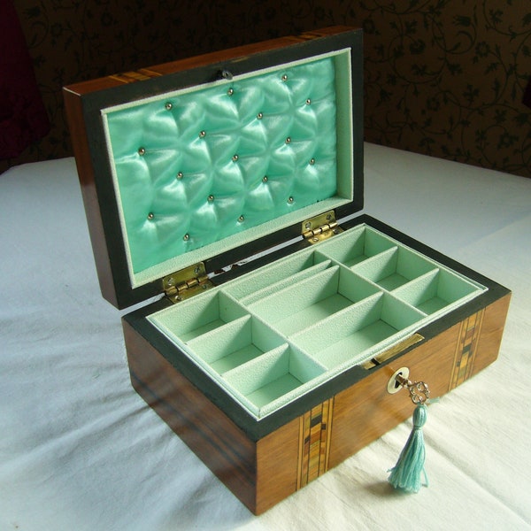 Antique Victorian Jewellery Box Inlaid Walnut With Mint Green Interior