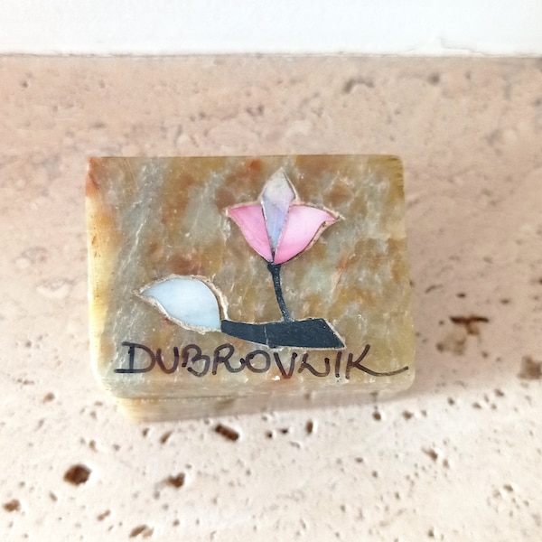 Small vintage marble pill box with input floral details, Dubrovnik souvenir, small trinket box, collectible little box, jewelry box.