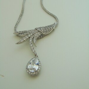 Vintage weißer Saphir Hochzeit Statement Kette, Silber platinbeschichtet, Vintage, Geschenk für Sie