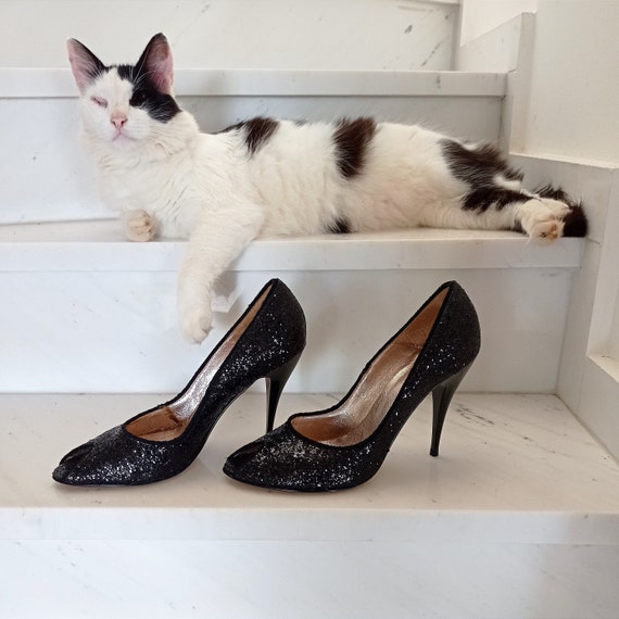 Scarpe con shop tacco nere aperte