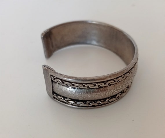 Vintage, ancient Greek style engraved aged silver… - image 3
