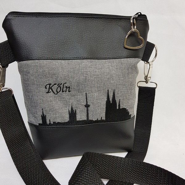 Kleine Handtasche Köln grau schwarz Umhängetasche Cologne Herz Tasche mit Anhänger Kunstleder Kölner Dom