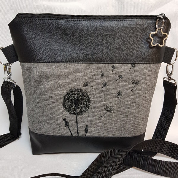 Handtasche Pusteblume grau Umhängetasche grau schwarz Tasche mit Anhänger Kunstleder