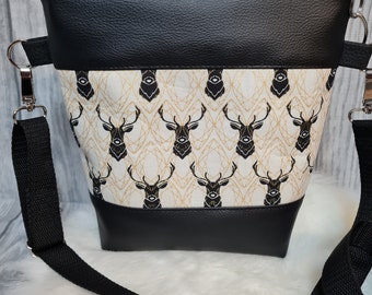 Kleine Handtasche Hirsch  Umhängetasche beige schwarz Tasche mit Anhänger Kunstleder