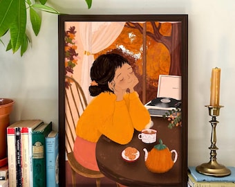 Puede incluir: Una ilustración enmarcada de una persona sentada en una mesa con una taza de té, un plato de galletas y una tetera con forma de calabaza. La persona lleva un suéter amarillo y tiene los ojos cerrados. El fondo es una ventana con vista a las hojas de otoño.