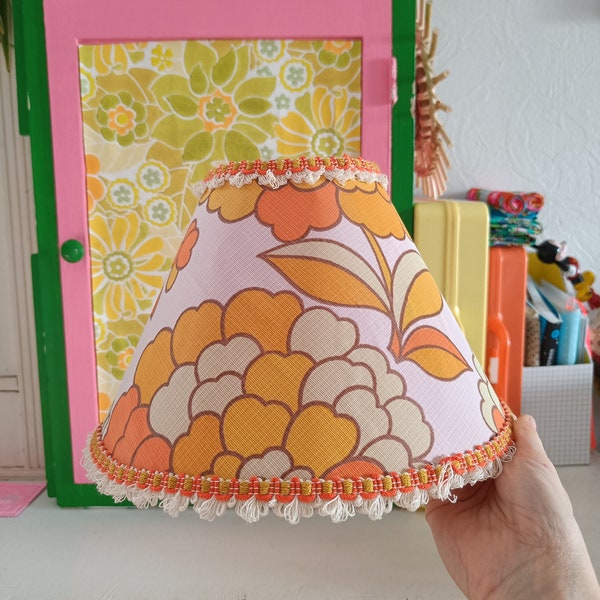 Abat-jour upcyclé orange jaune