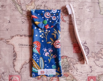 Etui à brosse à dents motifs fleuris bleus