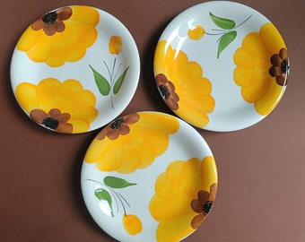 Lot de 3 assiettes seventies