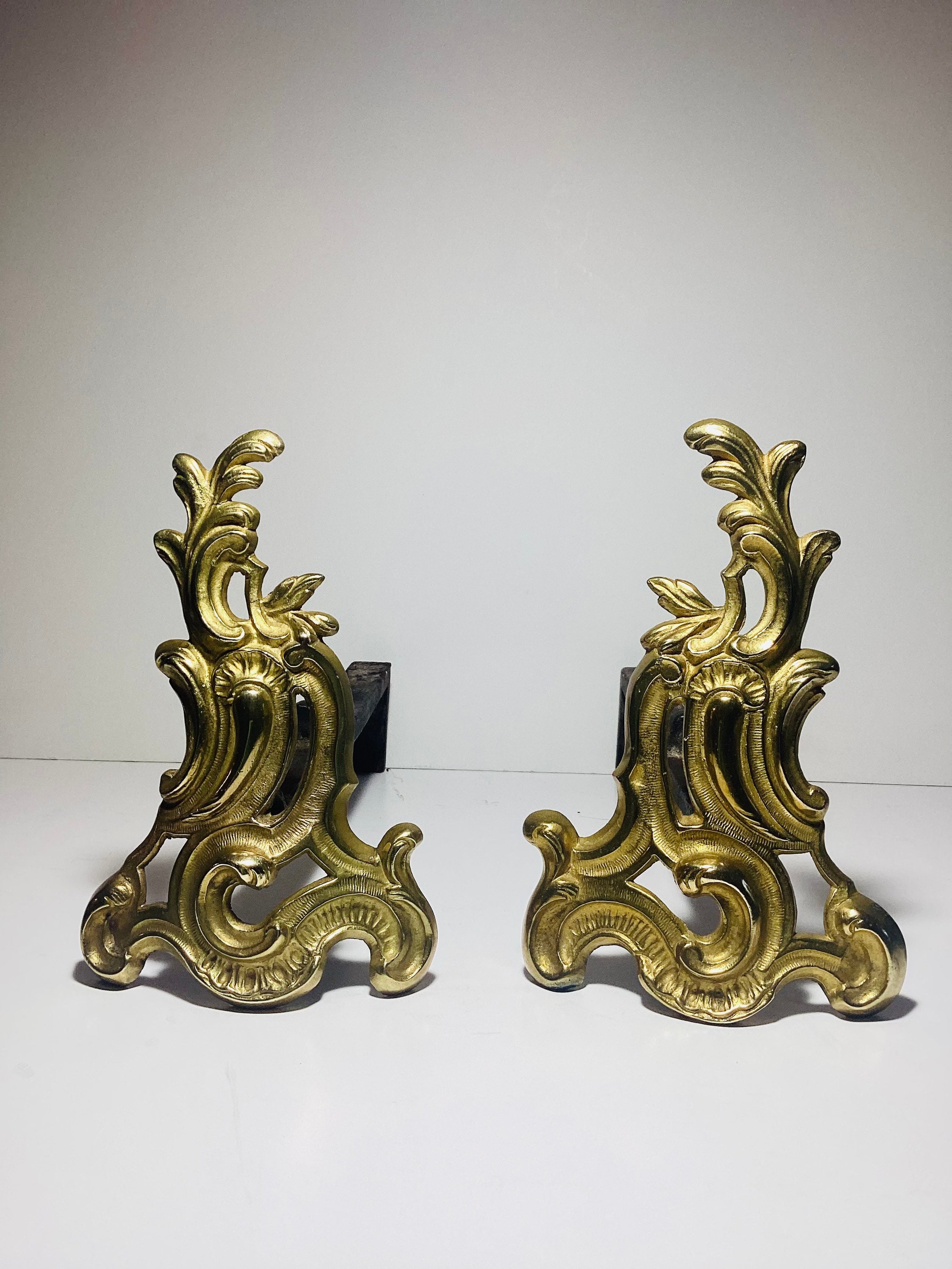 Antique Andirons. Paire de Chenets en Bronze Doré. Xixème Siècle.