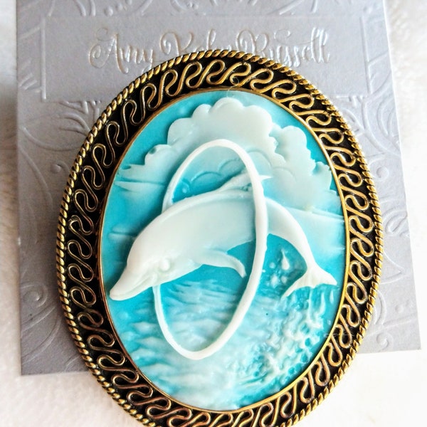 Amy Kahn Russell Abalone Shell Clip Earring-449 main image 0