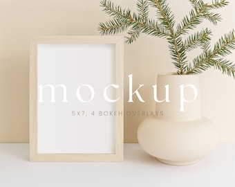 Scandinavian Frame Mockup 5x7. Wooden Frame Mockup, Wood Frame Mockup, Christmas Frame Mockup, Single Frame, Vertical, Picture Frame /011