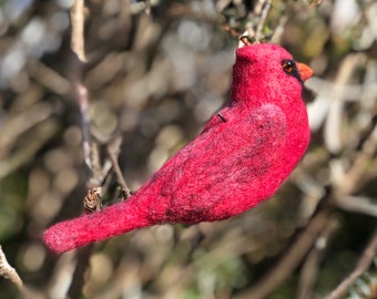 Cardinal Felted, Bird lover gift, nature Lover cardinal, realistic bird art, wool bird, red cardinal