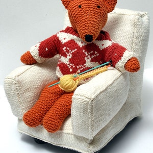 Foxy's Armchair Pattern