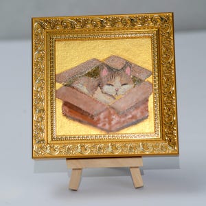 Cuadro original enmarcado de gato. Gato en una caja pintado a mano. Gracioso gatito enmarcado de 4 x 4 pulgadas