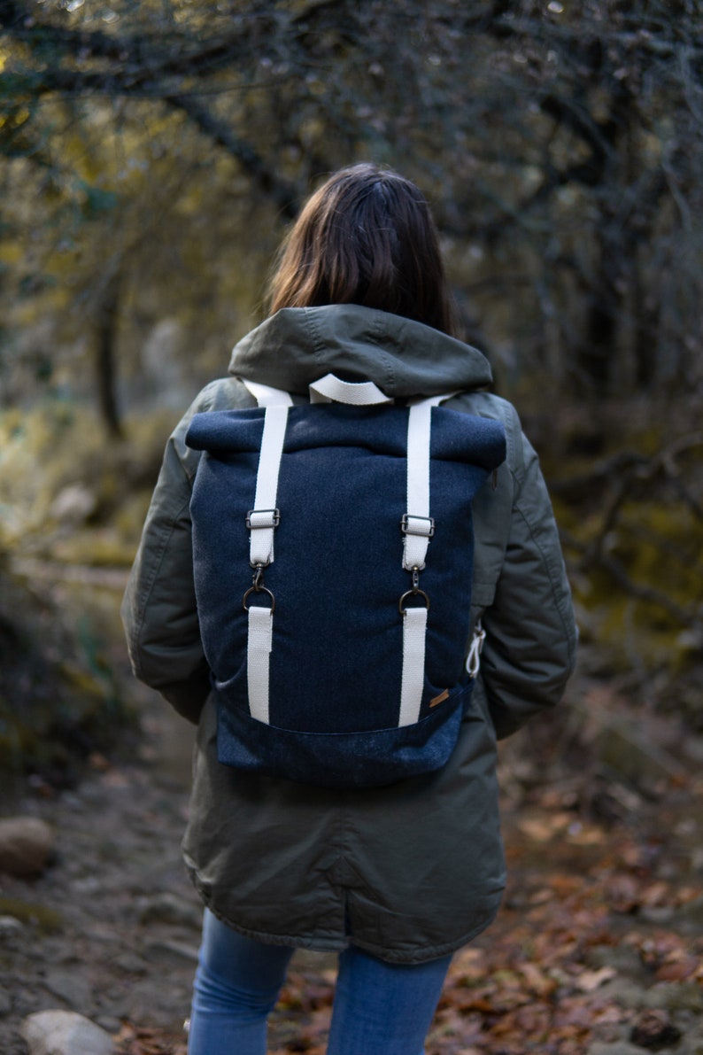Wool backpack compressed in marengo grey