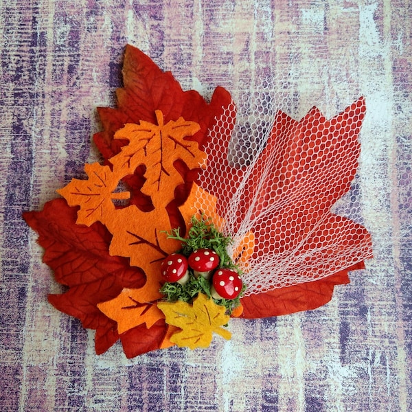 selfmade fascinator, toadstool, autumn leaves, red, orange, gothic, vintage, Halloween, carneval, autumn, moss, mini hat, Thanksgiving