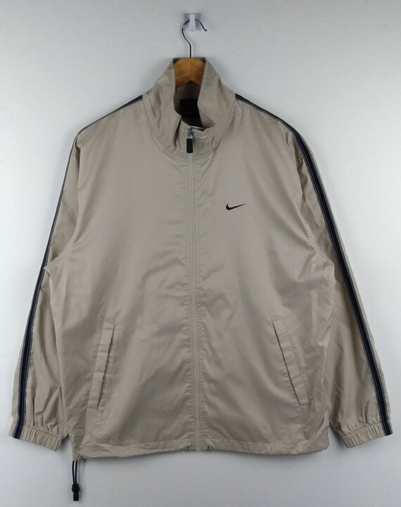 beige nike windbreaker