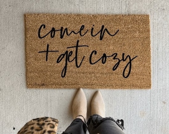 Come in and get cozy doormat | welcome mat | housewarming gift | gift ideas | doormat | Christmas doormat | Christmas décor | porch decor