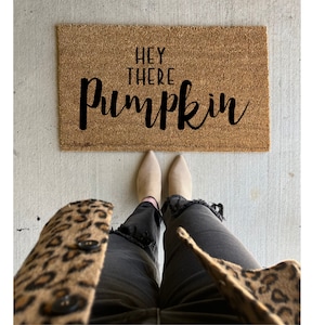 Hey there pumpkin | fall | welcome mat | housewarming gift | gift ideas | fall decor | doormat | fall doormat
