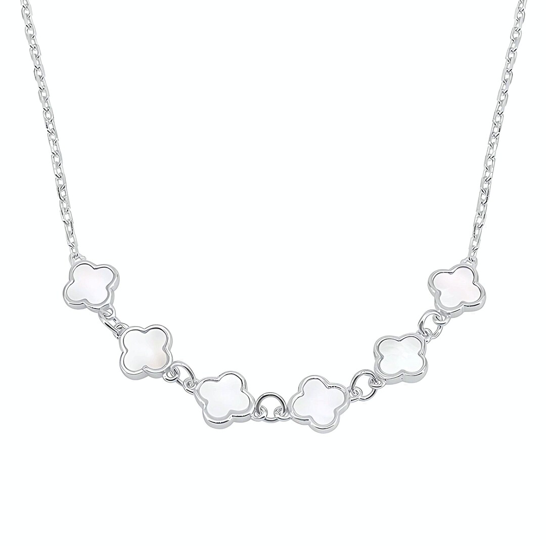 Clover Clasp Genuine Pearl Necklace