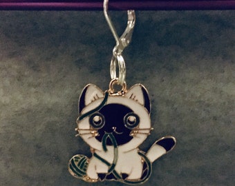 Cat With Yarn Ball/ Stitch Marker/Charm/Zipper Charm/Key Chain