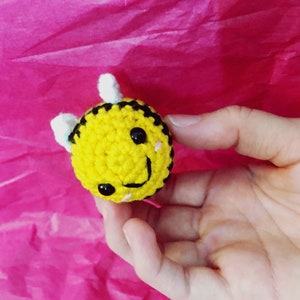Chubby Mini Bee/ Mini Crocheted Bee/ Amigurmi Bee/ Kawaii Bee/ Plush Bee/ Plushie