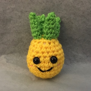 Mini Pineapple Stuffed Toy/Amigurumi/Pineapple Crocheted Stuffed Toy/kawaii pineapple toy/Plush/Plushie