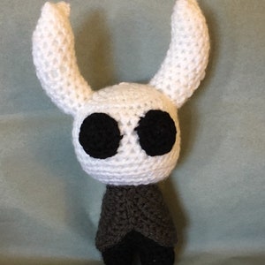 Hollow Knight Stuffed Toy/Small Hollow Knight Crocheted Stuffed Toy/Amigurumi/Crocheted Stuffed Toy/Kawaii Crocheted Toy/Plush/Plushie