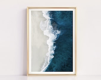 Strand print downloaden, luchtfoto oceaan print, moderne kust afdrukbaar, kunst aan de muur, prenten, Indigo Blue Wall Decor, strand digitale print