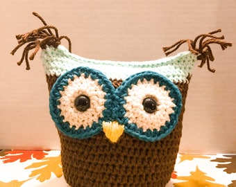 Owl soft toy knitted