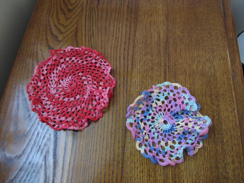 Red Variegated Colored Crochet Doily image 3