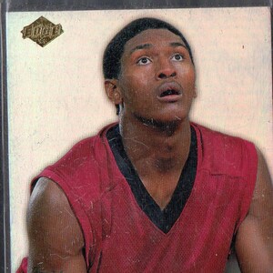 RON ARTEST 1999 Collectors Edge Game Ball Basketbal Kaart - Chicago Bulls
