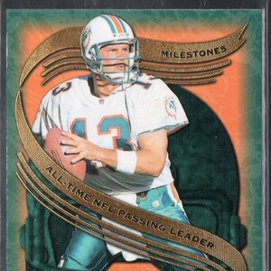 DAN MARINO 1997 Pacific Philadelphia Milestones #13 Football Card - Miami Dolphins