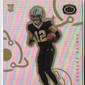 Tarjeta de fútbol de plata Prizm Parallel Dynagon #7 de Panini Chronicles 2022 de CHRIS OLAVE - New Orleans Saints