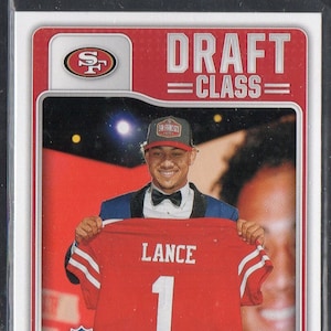 TREY LANCE Tarjeta de fútbol americano Donruss Draft Class #3 2021 - San Francisco 49ers
