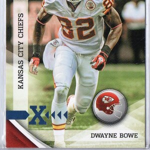 DWAYNE BOWE 2010 Panini Gridiron Gear #70 Blue X Parallel Football Card #/25 - Kansas City Chiefs